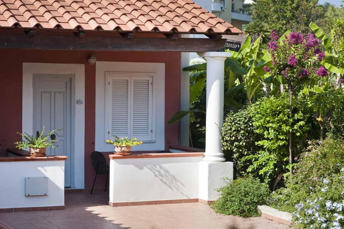 Hotel Villa Svizzera Terme Lacco Ameno  Exterior foto